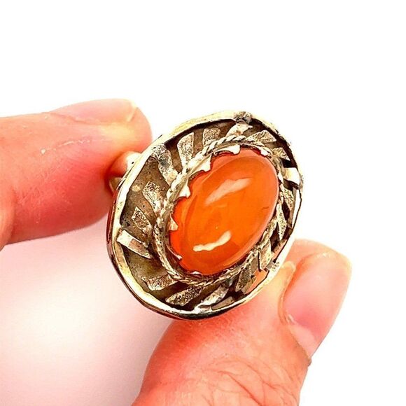 Estate Ladies 14k Gold Orange Gemstone Ring - Picture 3 of 13